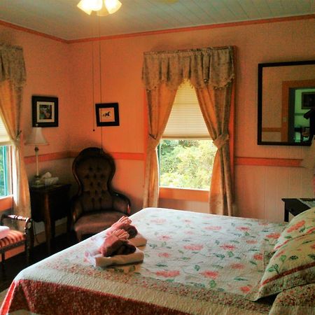 Maureen'S Bed And Breakfast Hilo Exterior photo