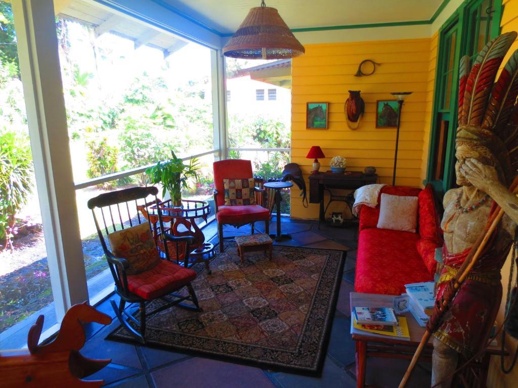 Maureen'S Bed And Breakfast Hilo Exterior photo