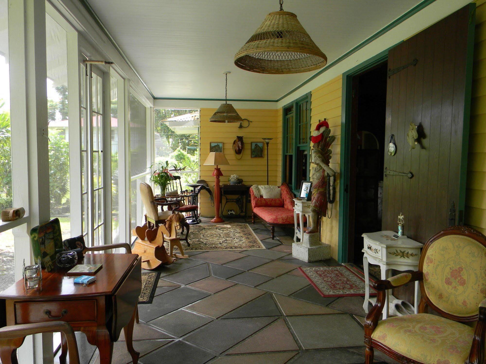 Maureen'S Bed And Breakfast Hilo Exterior photo